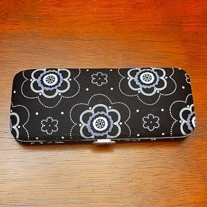 Thirty-one manicure set